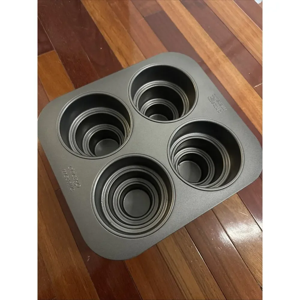 NEW Chicago Metallic Multi Tier Cake Pan 4 Cavity Baking 10.6